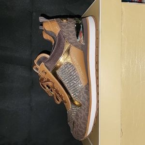 Size 7 Michael Kors chocolate brown multicolored sneakers